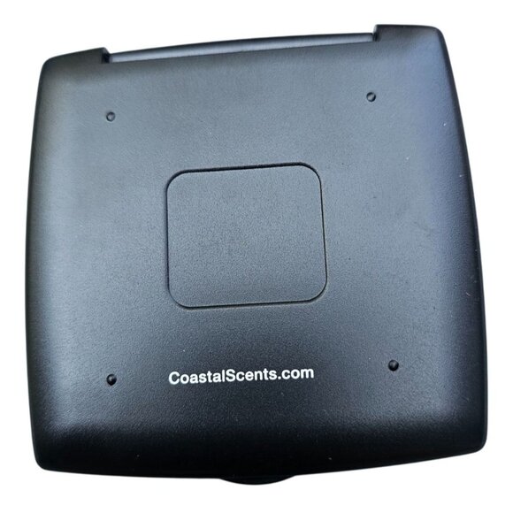 Coastal Scents Empty Custom 4 Pan Eyeshadow Palette Mirror Brush Never Used - Picture 3 of 4